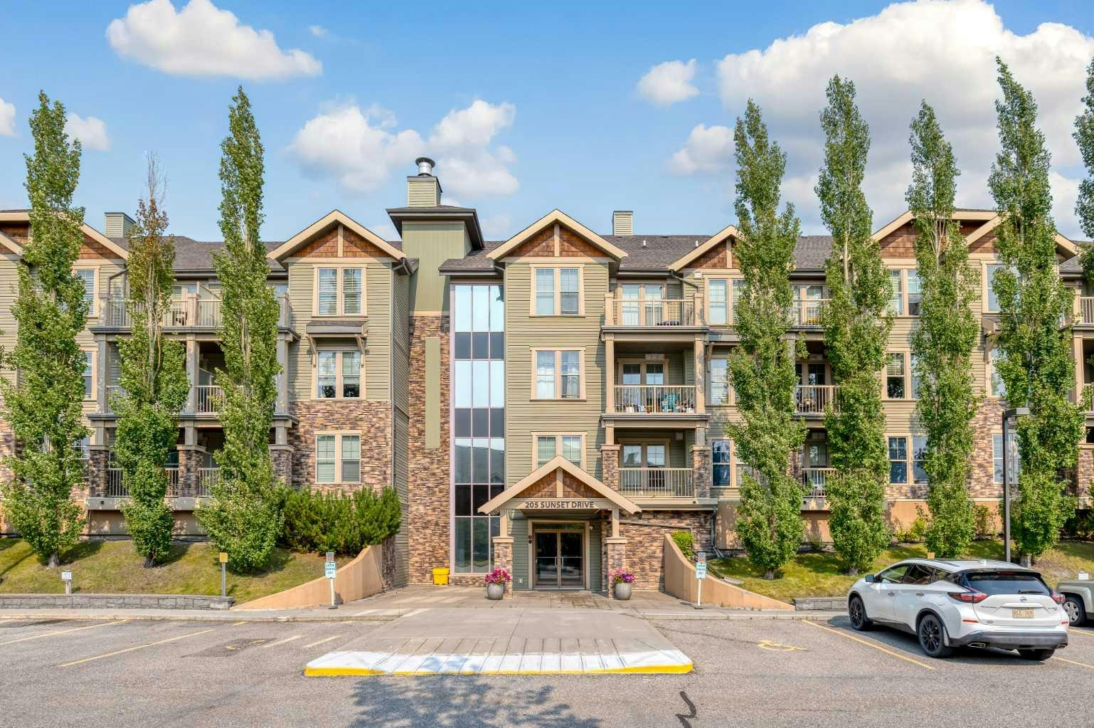 320-205 Sunset Drive, Cochrane, AB, T4C 0H6