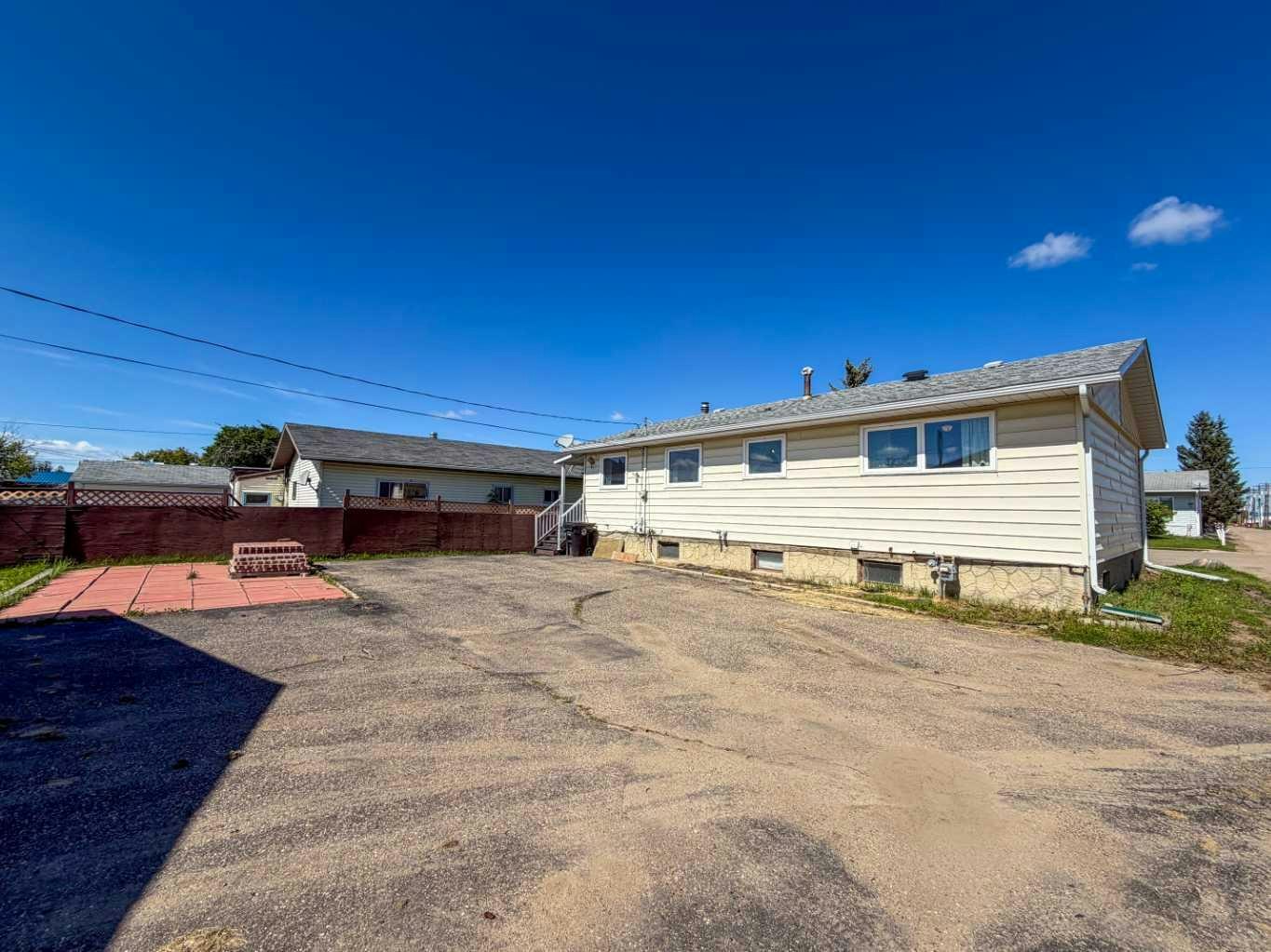 3 2 Avenue SW, Falher, AB, T0H 1M0 - 20