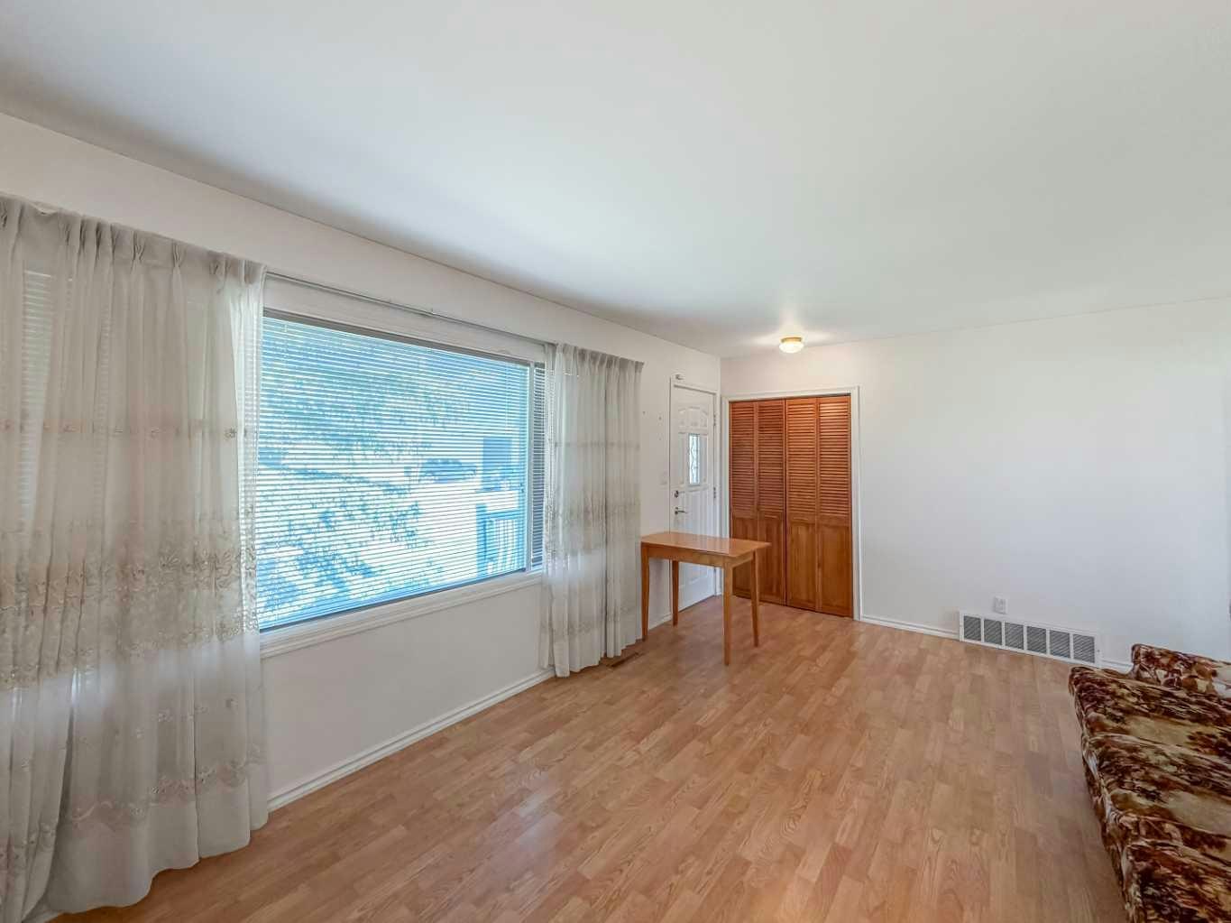 3 2 Avenue SW, Falher, AB, T0H 1M0 - 8