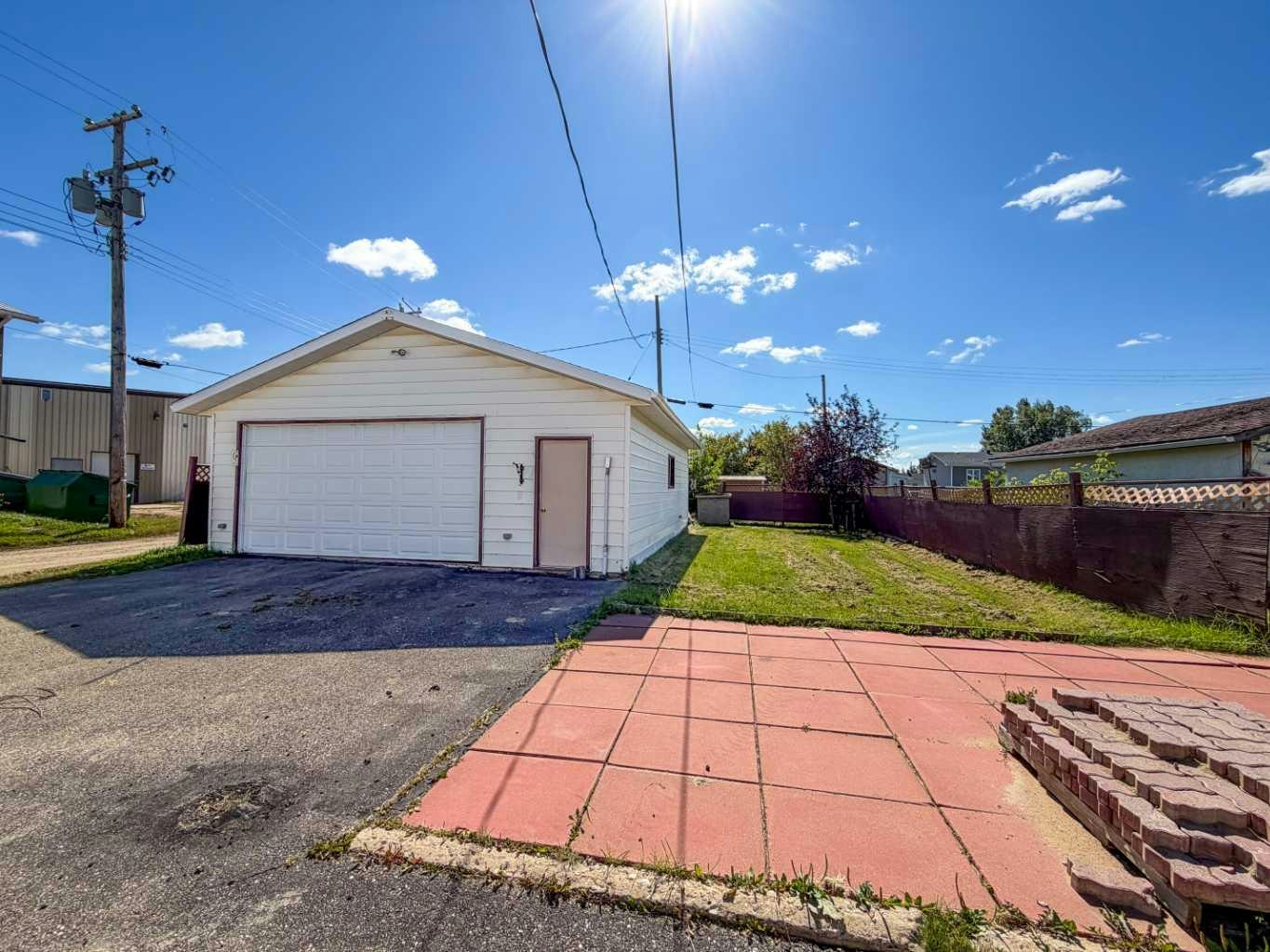 3 2 Avenue SW, Falher, AB, T0H 1M0 - 21