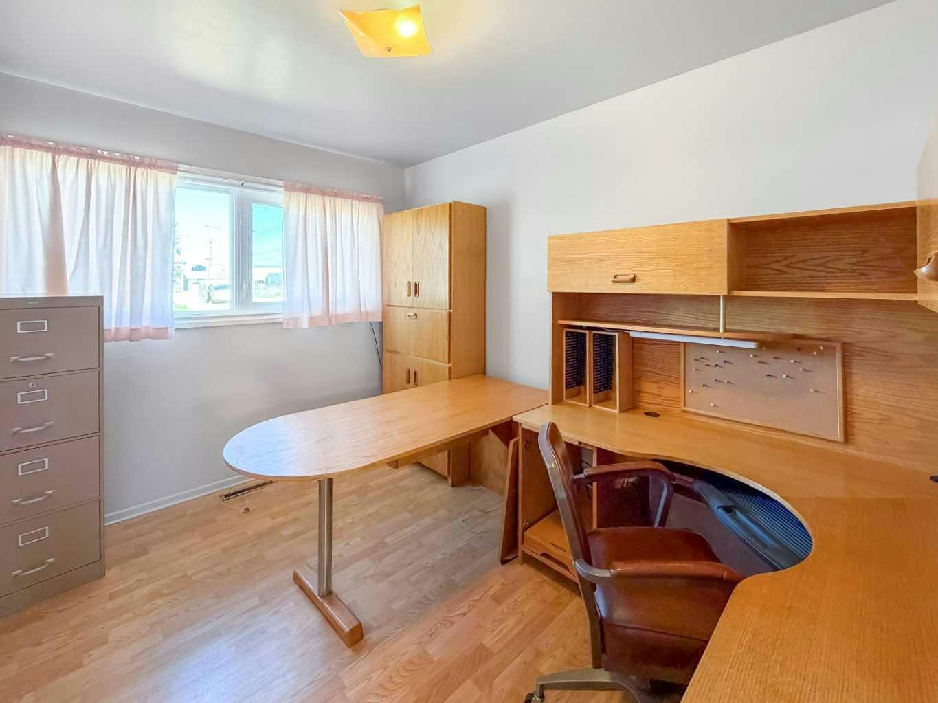 3 2 Avenue SW, Falher, AB, T0H 1M0 - 14