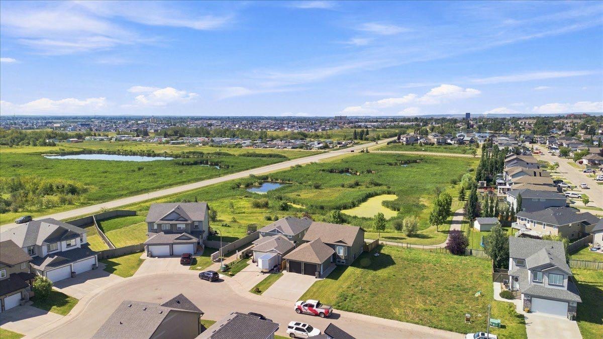 10106 85a Street, Grande Prairie, AB, T8X 0R1 - 39