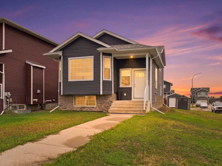 9401 88a Street, Grande Prairie, AB, T8X 0H2