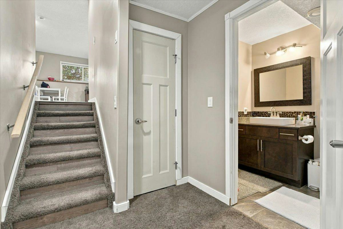 9401 88a Street, Grande Prairie, AB, T8X 0H2 - 31