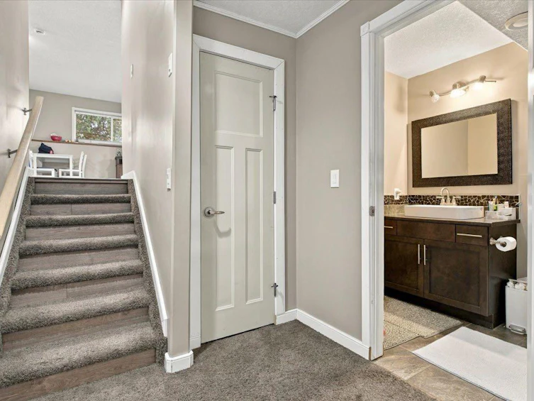 9401 88a Street, Grande Prairie, AB, T8X 0H2 - 31