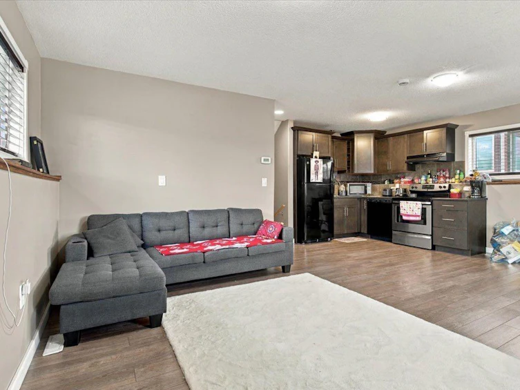 9401 88a Street, Grande Prairie, AB, T8X 0H2 - 28