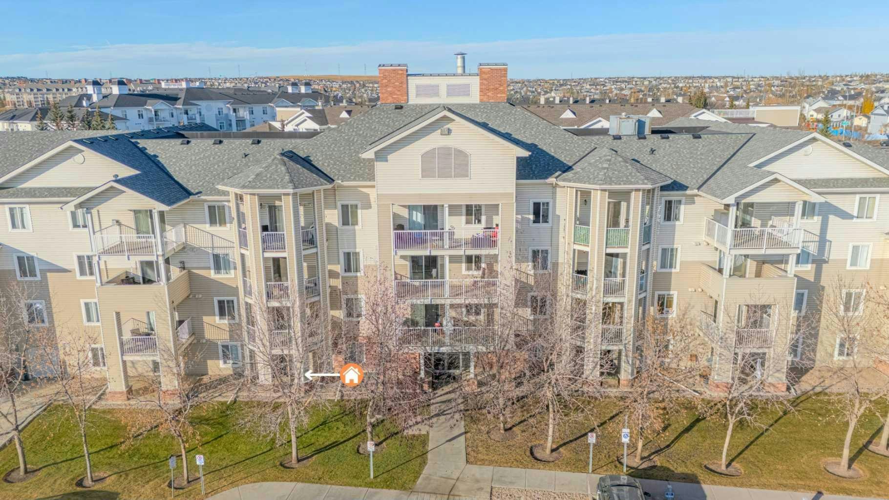 105-17 Country Village Bay NE, Calgary, AB, T3K 5Z3