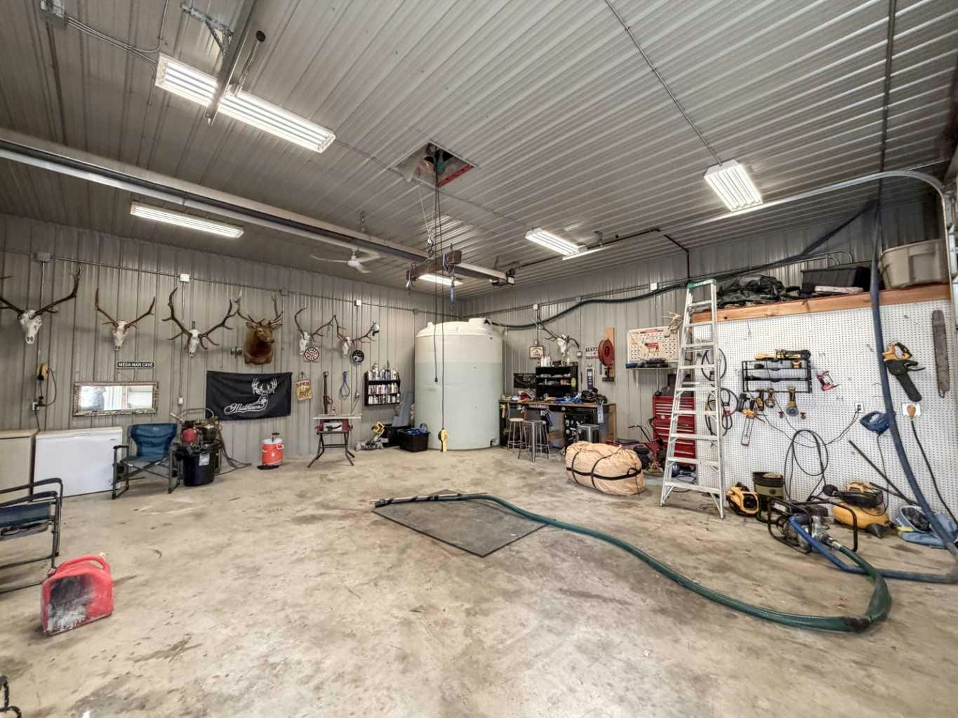 22048 Township Road 720, Greenview M.D., AB, T0H 3N0 - 34