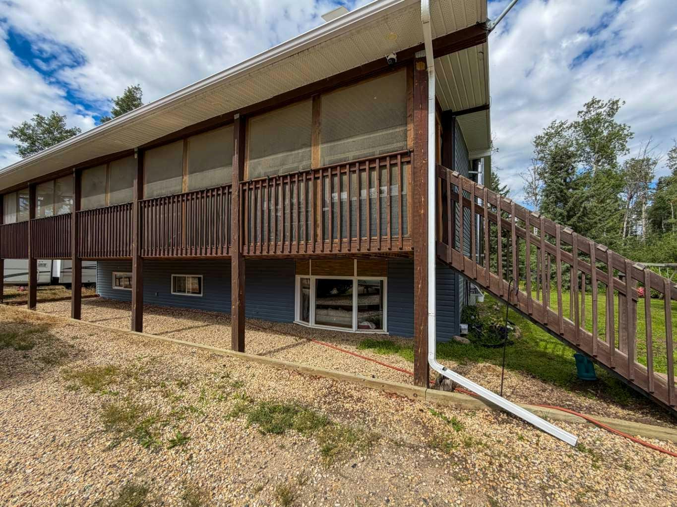 22048 Township Road 720 - 3