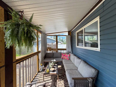 22048 Township Road 720 - 4