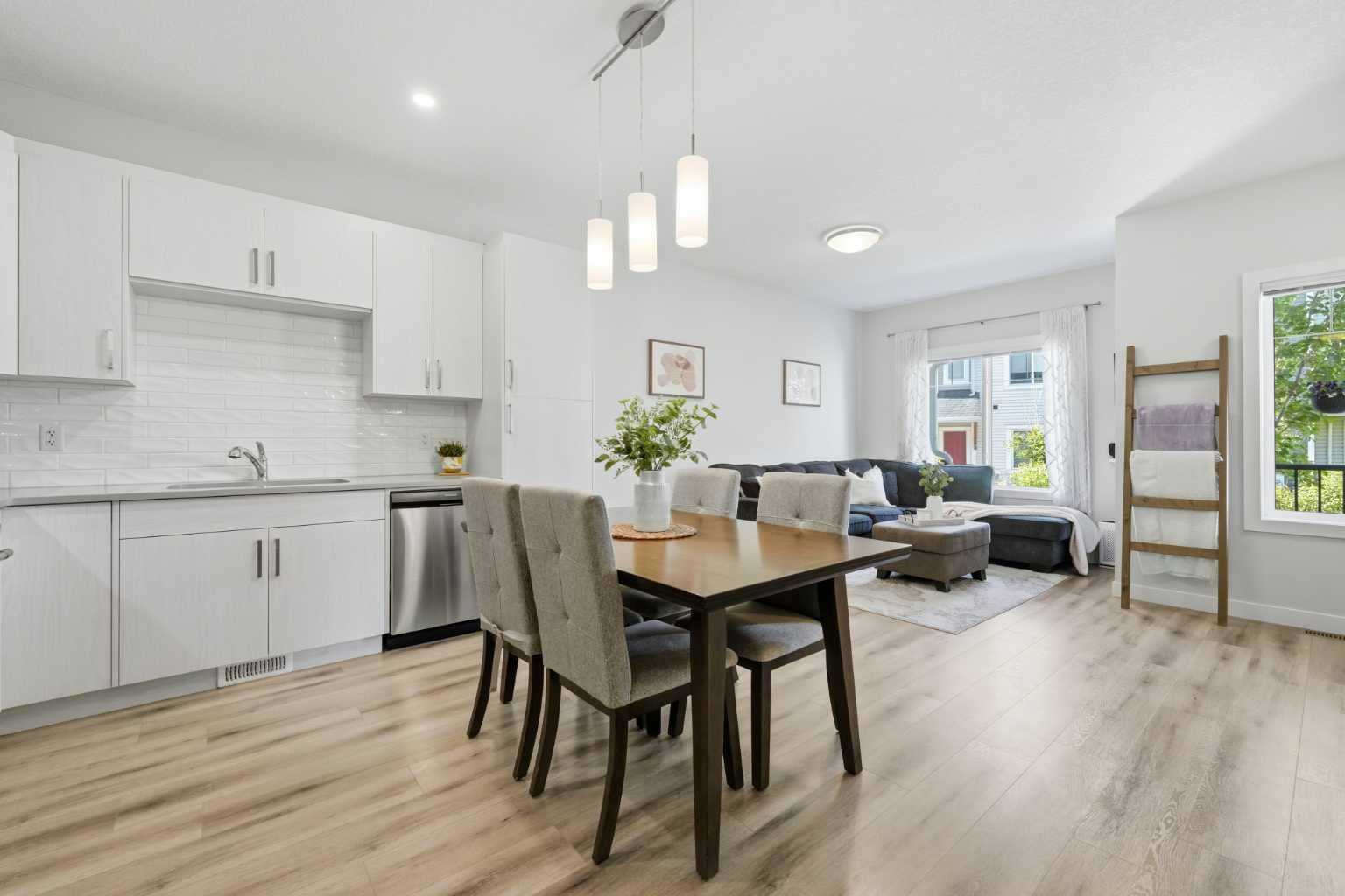 535 Canals Crossing SW, Airdrie, AB, T4B 4L3