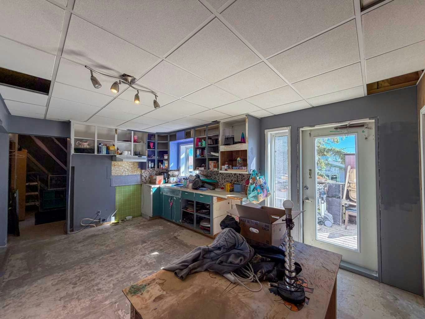 126 3 Street SE - 4