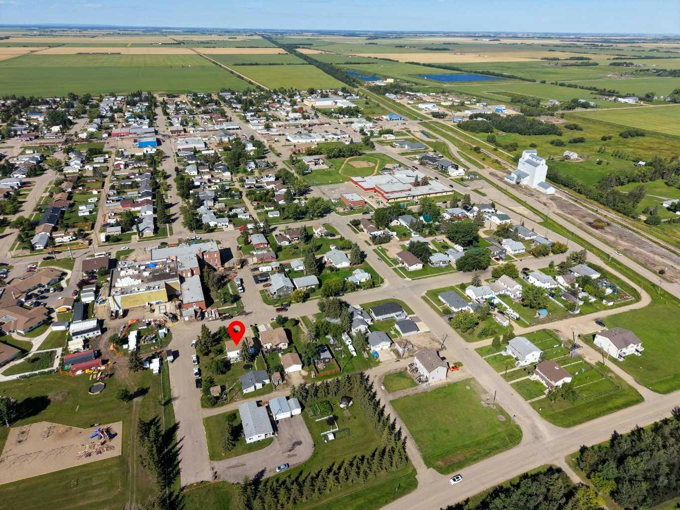126 3 Street SE, Falher, AB, T0H 1M0 - 24