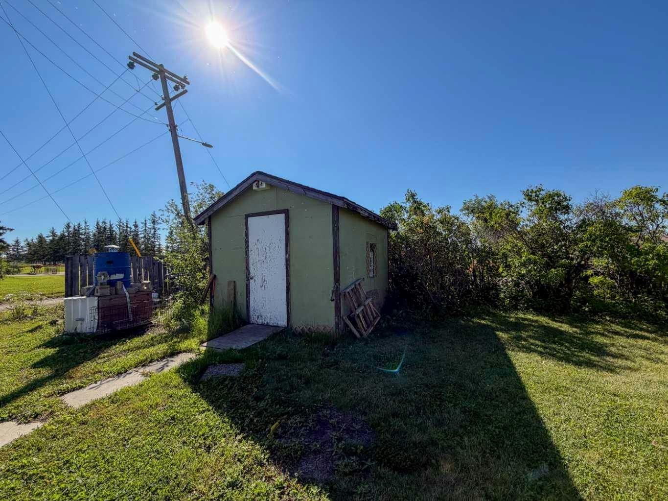 126 3 Street SE, Falher, AB, T0H 1M0 - 18