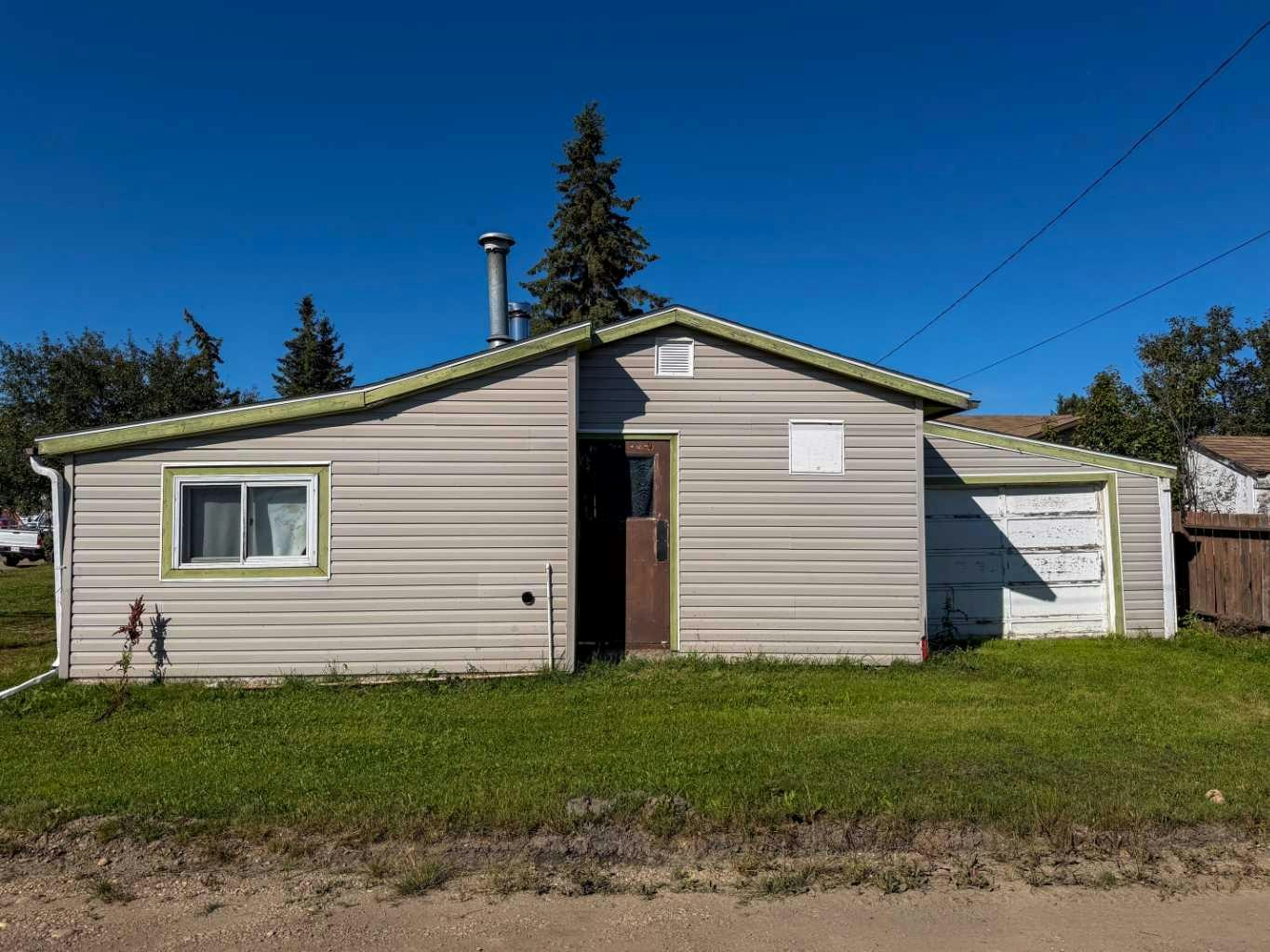 126 3 Street SE, Falher, AB, T0H 1M0 - 19