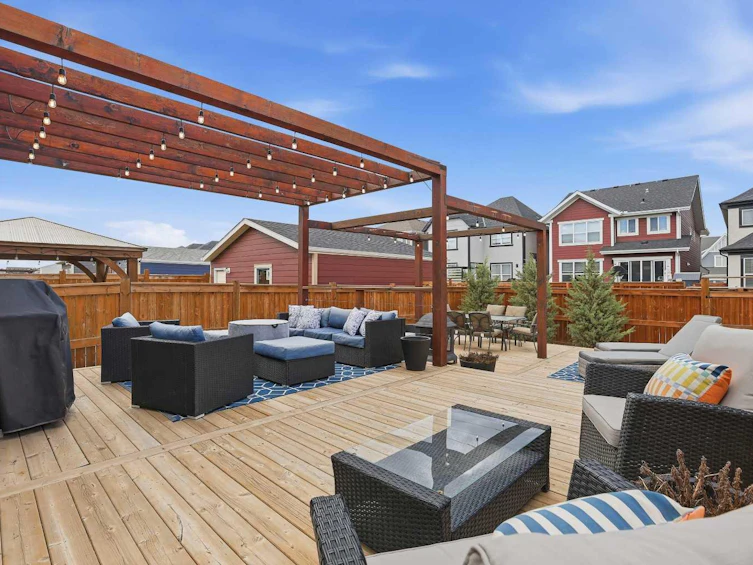 374 Masters Road SE, Calgary, AB, T3M 2T4 - 37