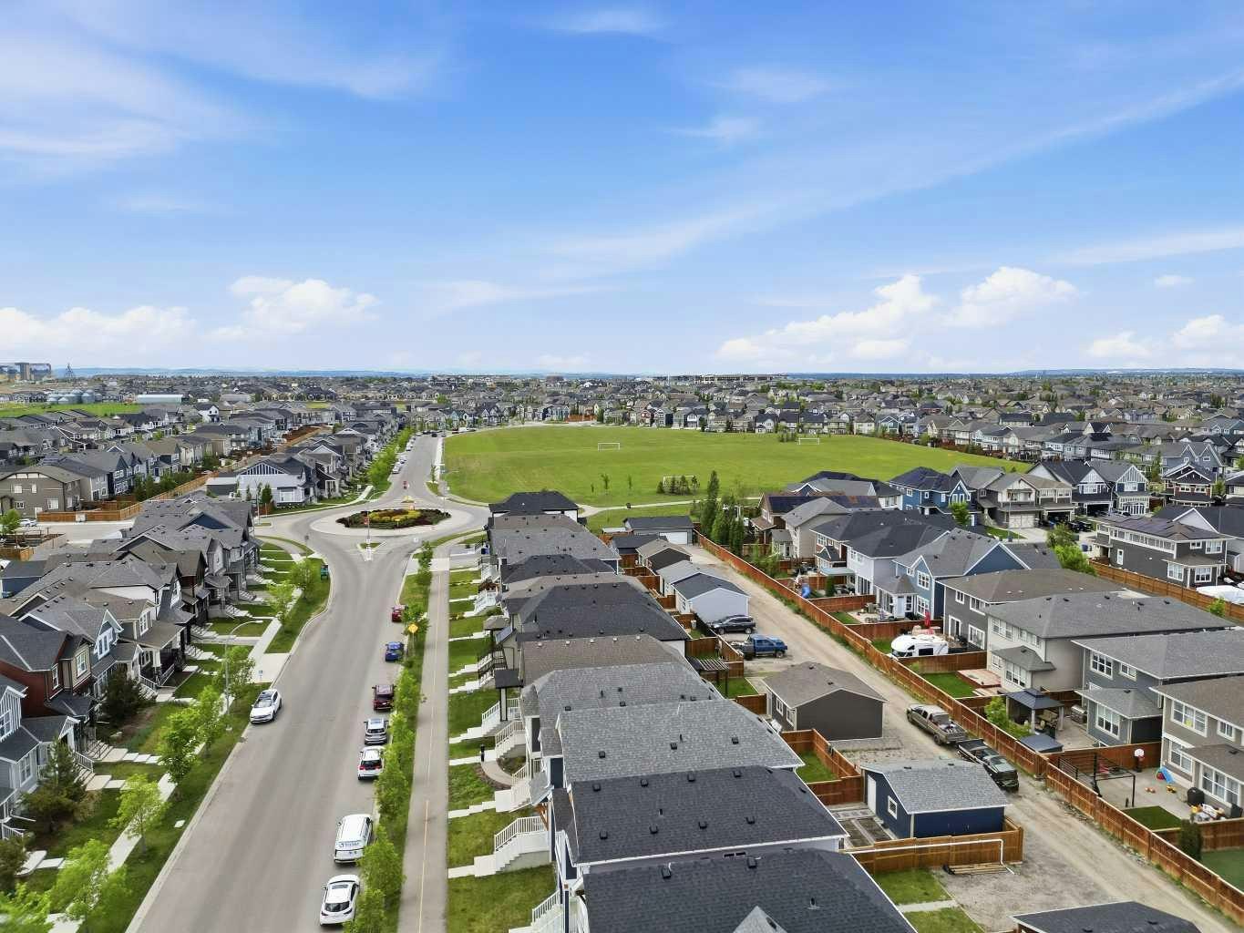 374 Masters Road SE, Calgary, AB, T3M 2T4 - 46