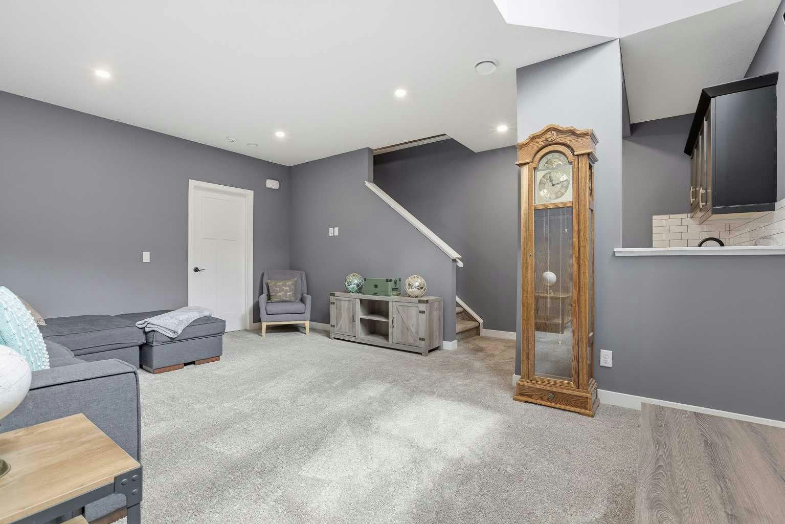 374 Masters Road SE, Calgary, AB, T3M 2T4 - 33
