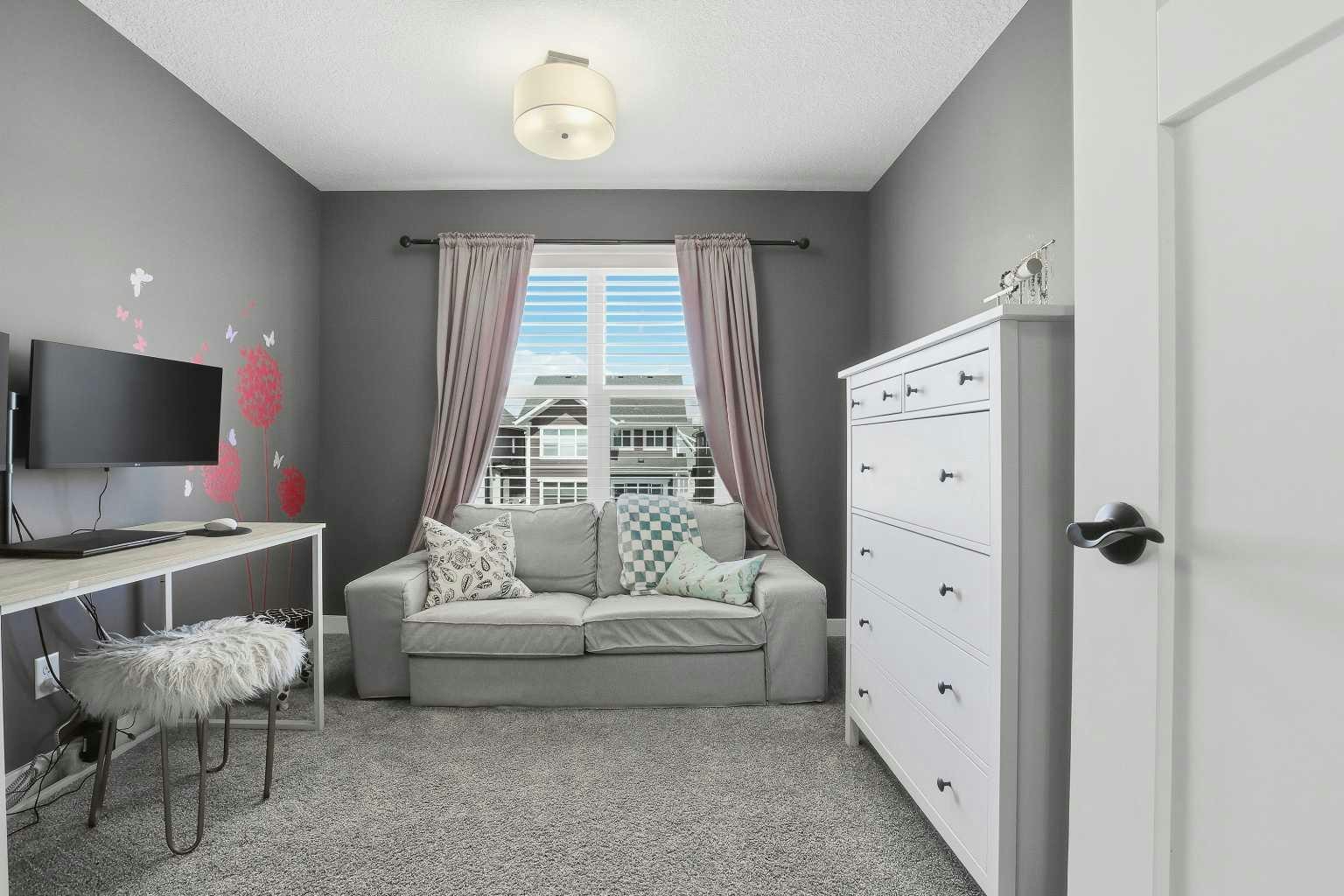 374 Masters Road SE, Calgary, AB, T3M 2T4 - 26