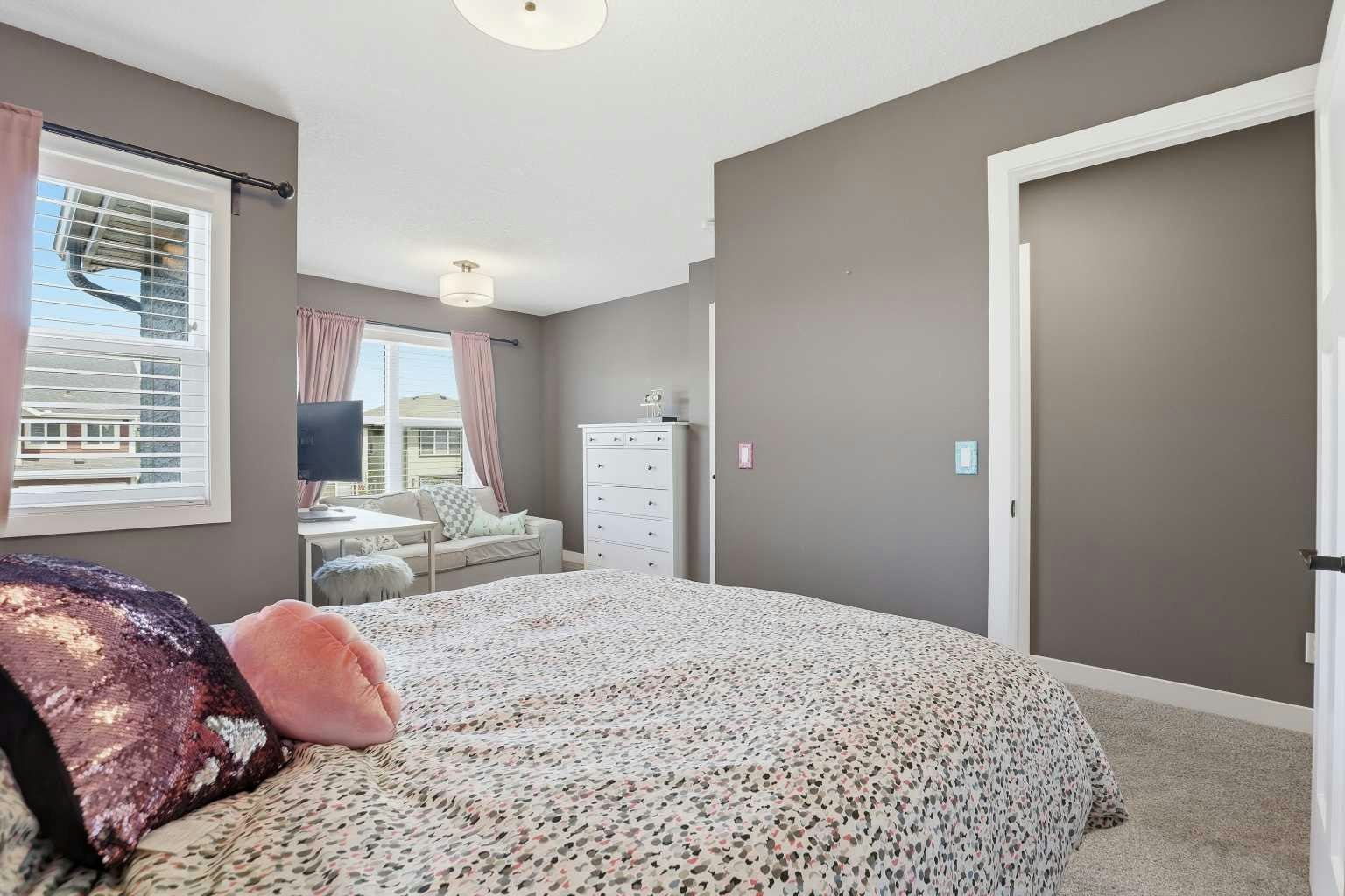 374 Masters Road SE, Calgary, AB, T3M 2T4 - 25