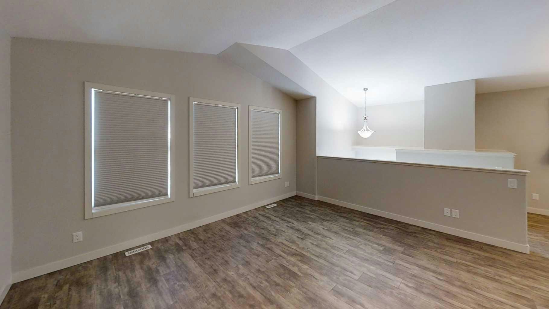 B-9709 89 Street, Grande Prairie, AB, T8X 0R3 - 2