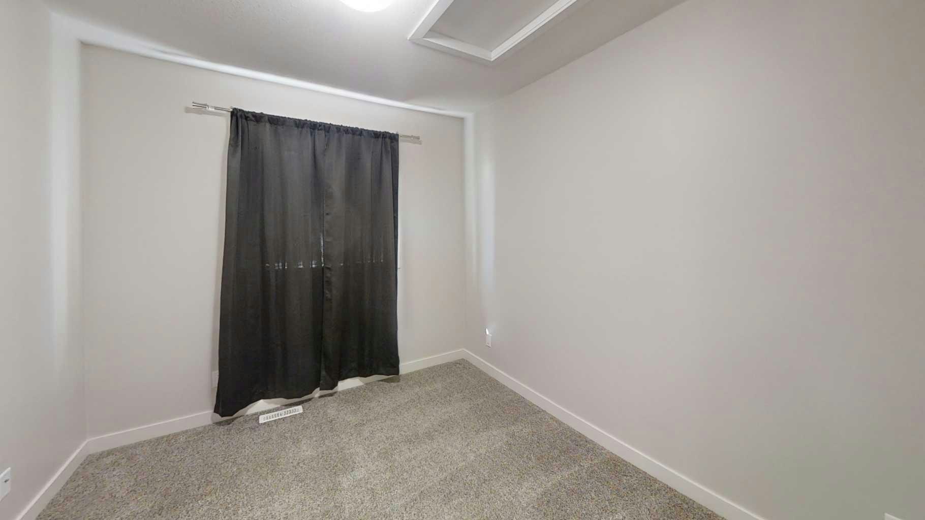 B-9709 89 Street, Grande Prairie, AB, T8X 0R3 - 10