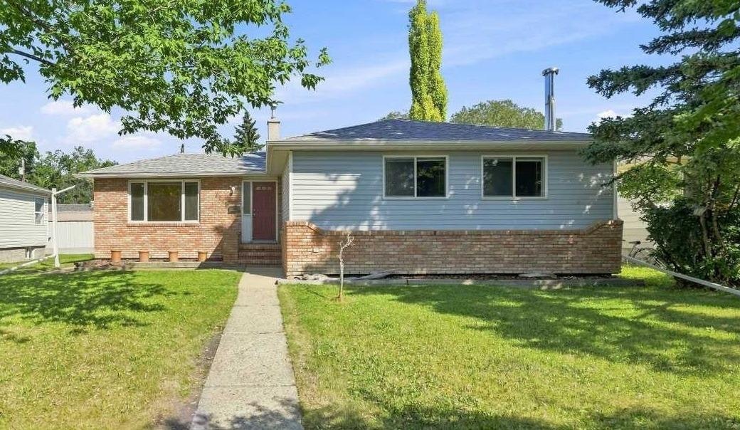 4216 37 Street, Red Deer, AB, T4N 0T7