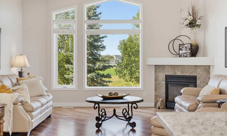 111 Invermere Close