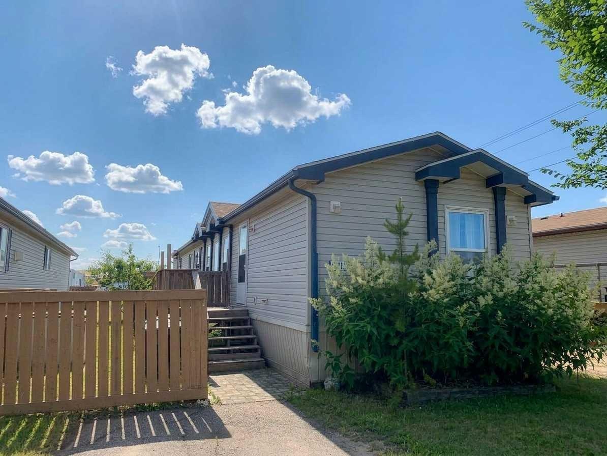 9011 88 Avenue, Grande Prairie, AB, T8X 1V5