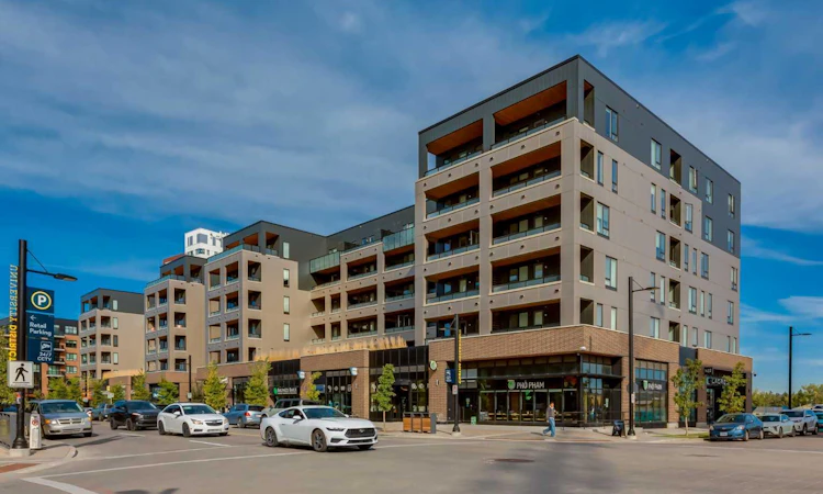 311-3932 University Avenue NW