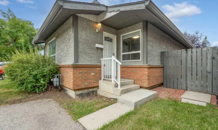 16-7172 Coach Hill Road SW
