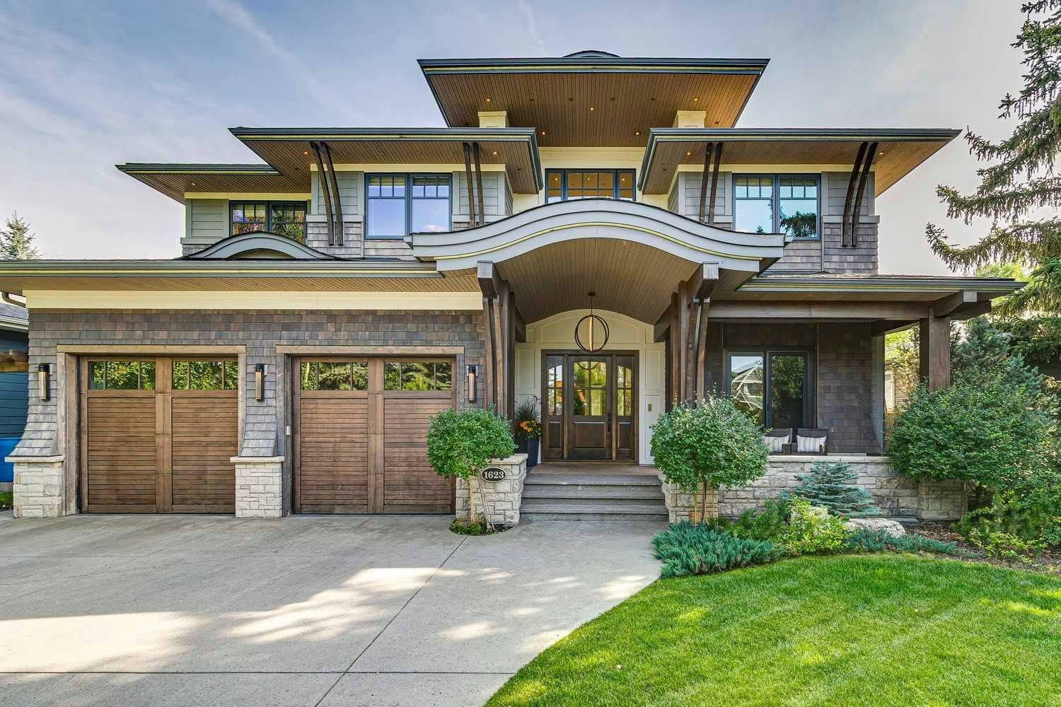 1623 49 Avenue SW, Calgary, AB, T2T 2T8