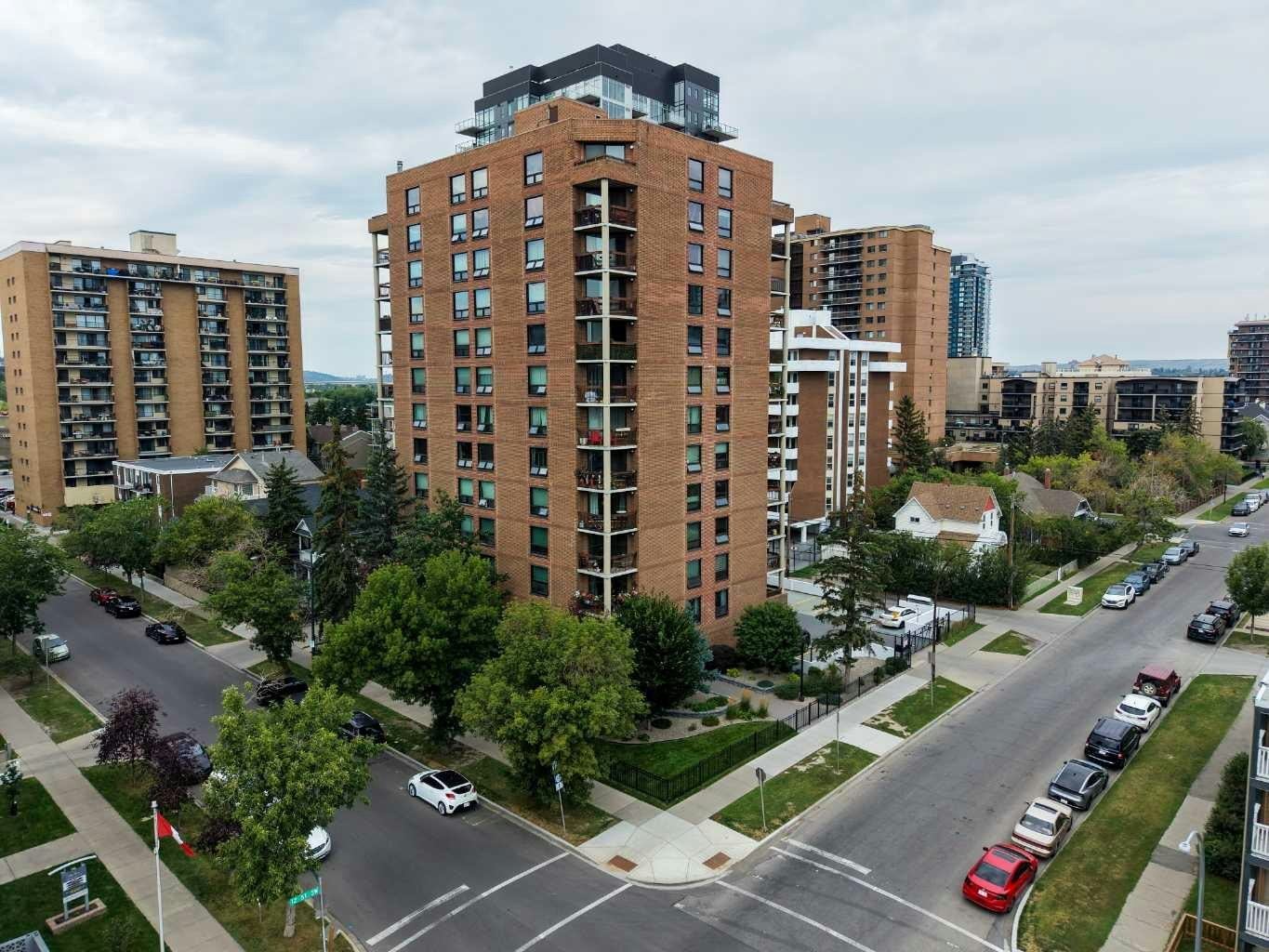 220-1304 15 Avenue SW, Calgary, AB, T3C 0X7