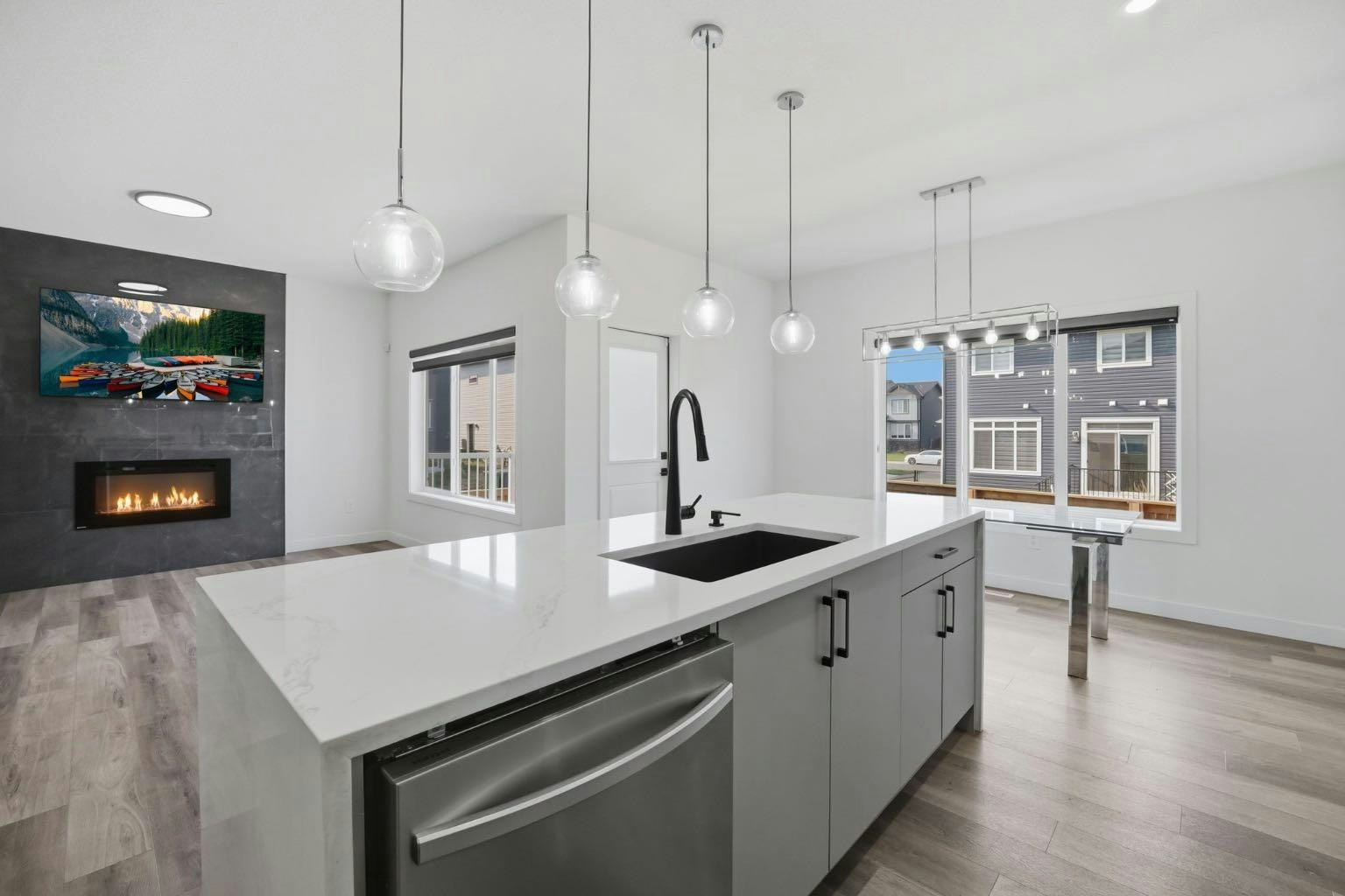 36 Waterford Manor, Chestermere, AB, T1X 2T9 - 11