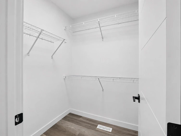 36 Waterford Manor, Chestermere, AB, T1X 2T9 - 32