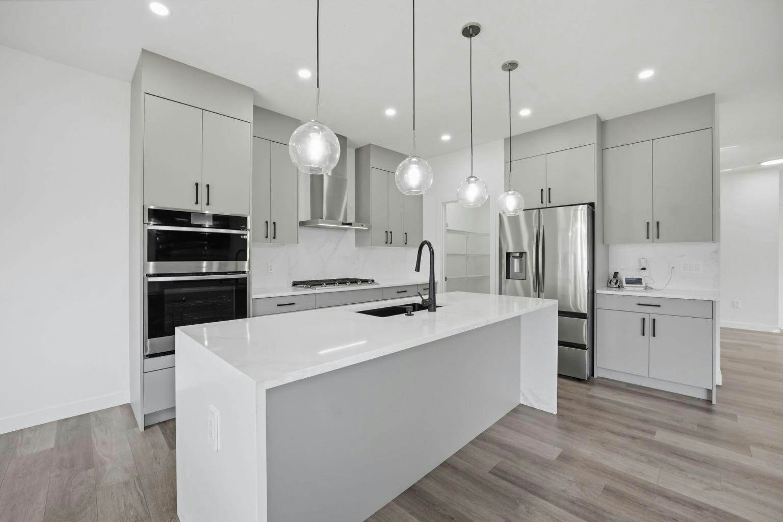 36 Waterford Manor, Chestermere, AB, T1X 2T9 - 10