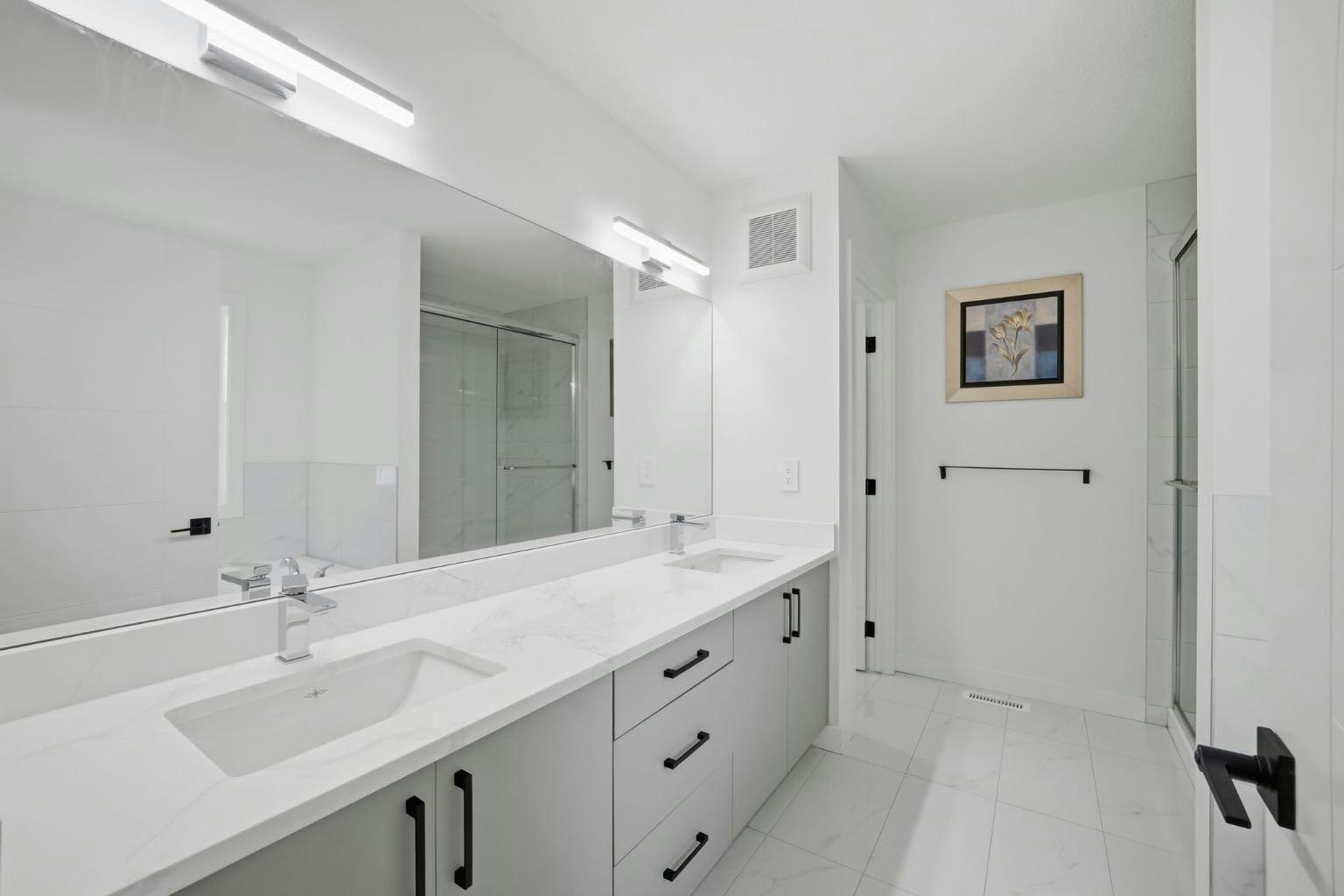 36 Waterford Manor, Chestermere, AB, T1X 2T9 - 24