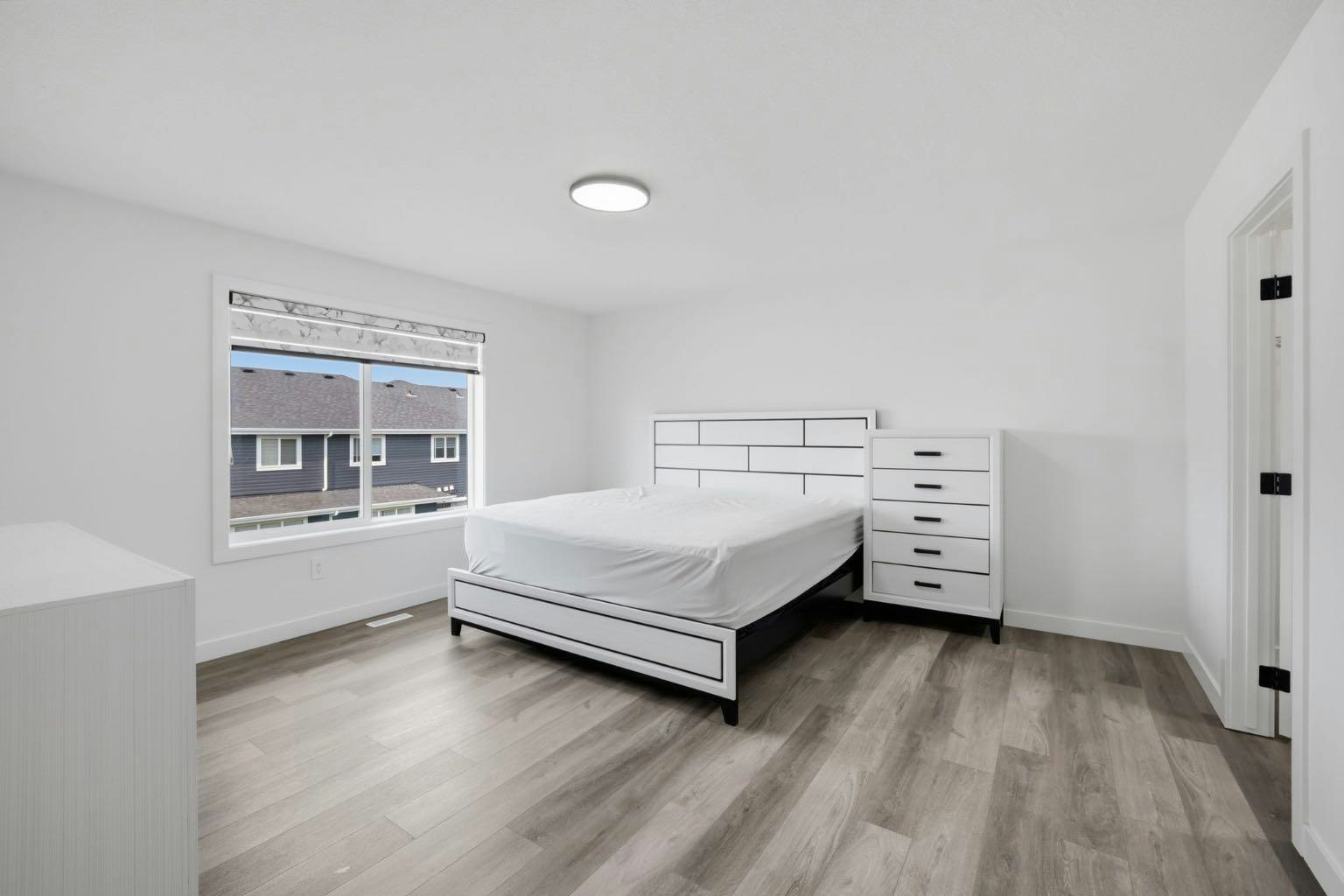 36 Waterford Manor, Chestermere, AB, T1X 2T9 - 22