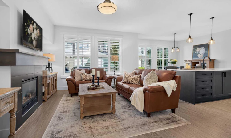 202-110 Coopers Common SW