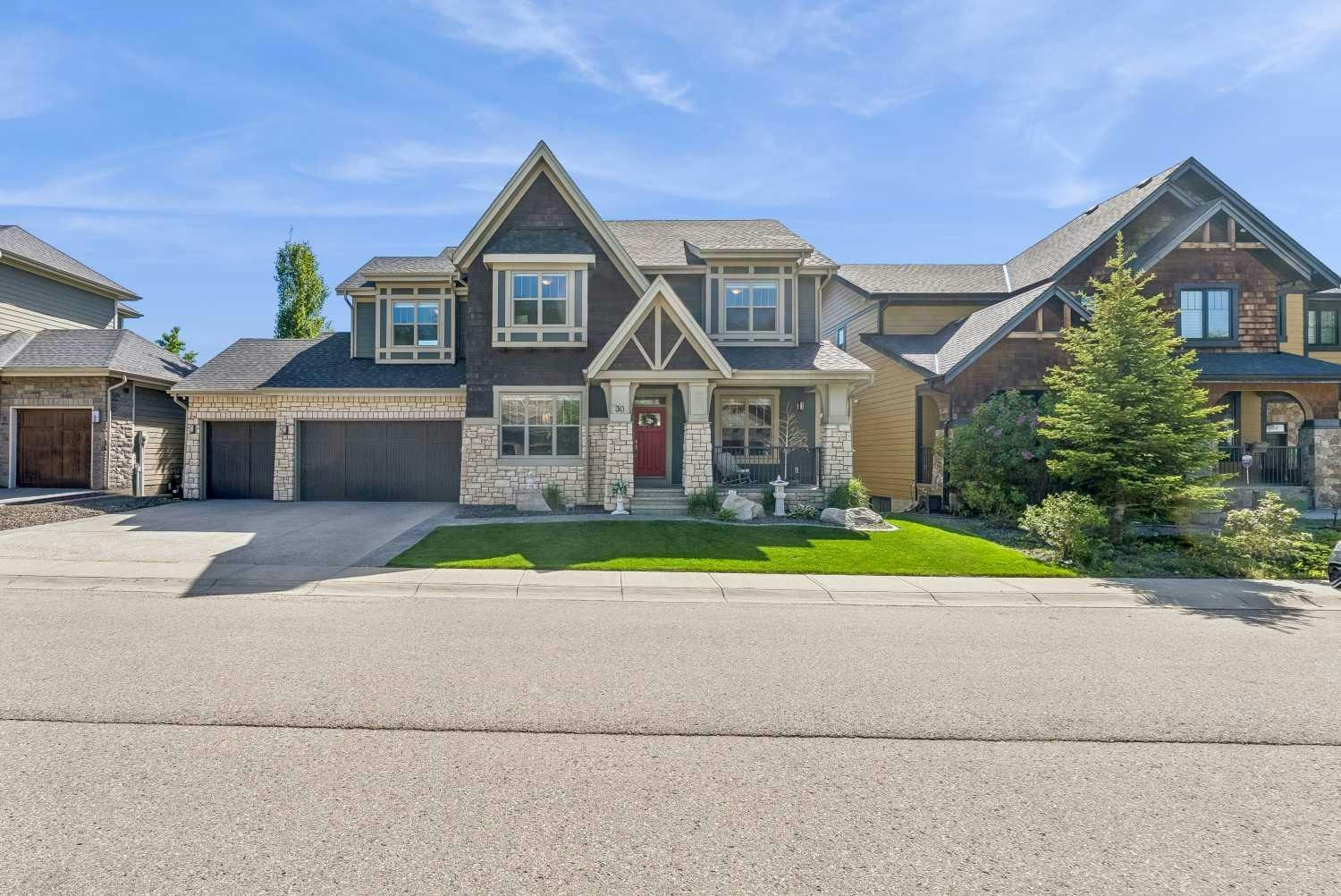 30 Ascot Crescent SW, Calgary, AB, T3H 0T9