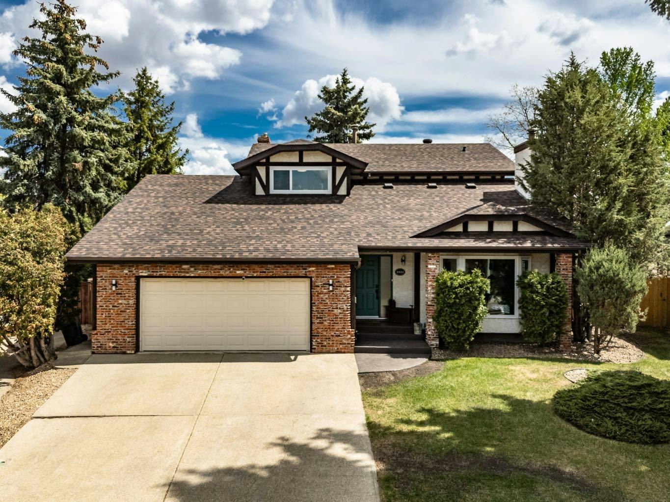 2021 112a Street, Edmonton, AB, T6J 4V5