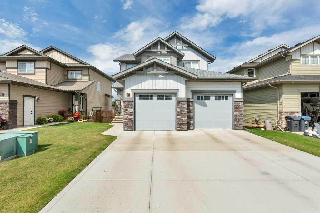 11 Bardwell Way, Sylvan Lake, AB, T4S 0M9