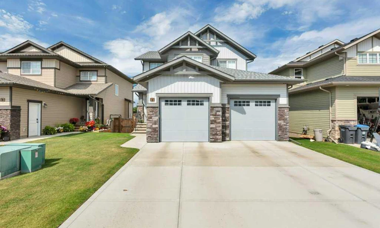 11 Bardwell Way