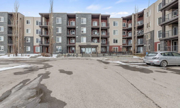 224-195 Kincora Glen Road