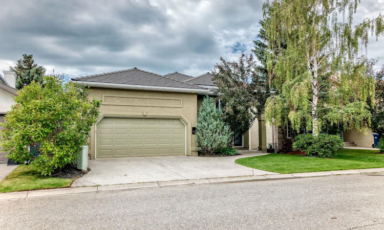 148 Scenic Ridge Crescent NW