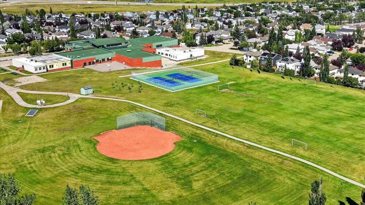 95 Hidden Point NW, Calgary, AB, T3A 5P5 - 42