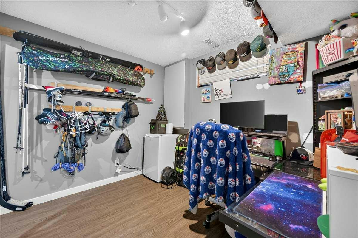 95 Hidden Point NW, Calgary, AB, T3A 5P5 - 27