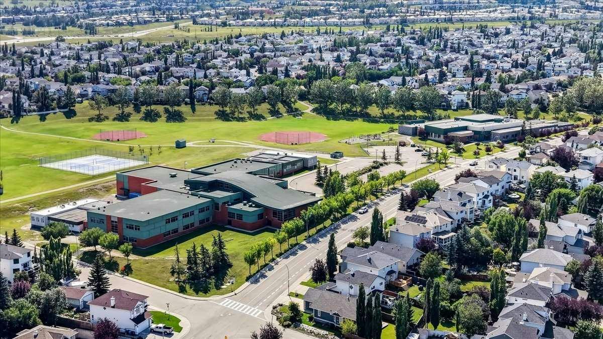 95 Hidden Point NW, Calgary, AB, T3A 5P5 - 44