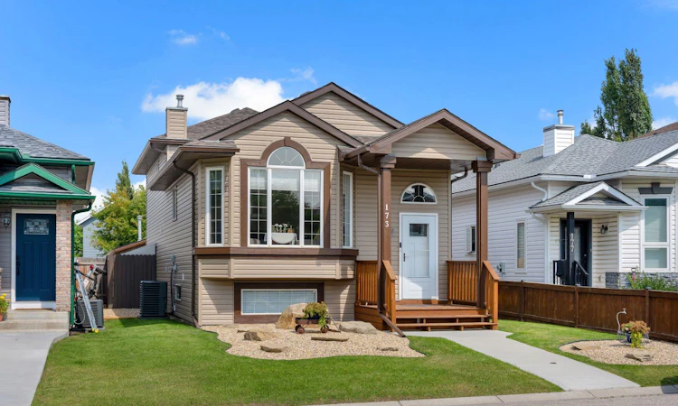 173 Harvest Rose Circle NE