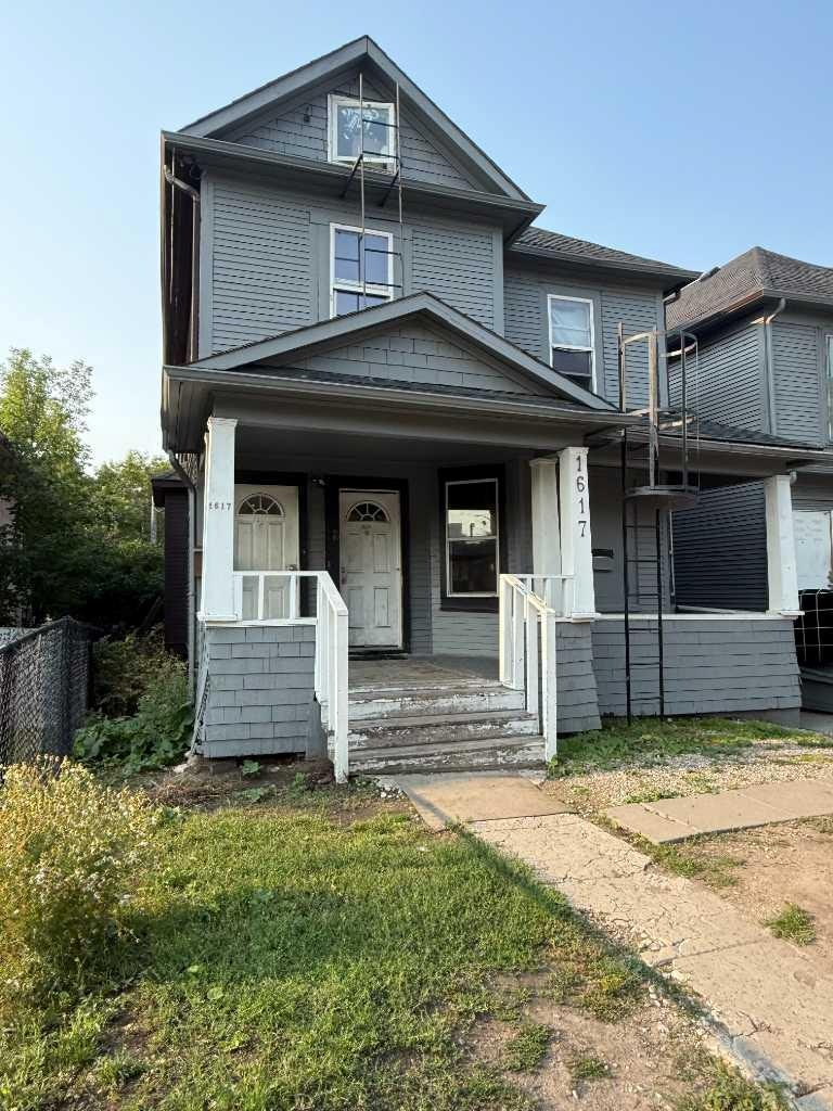 1617 12 Avenue SW, Calgary, AB, T3C 0R3